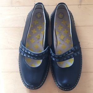 Dr. Martens shoes size7